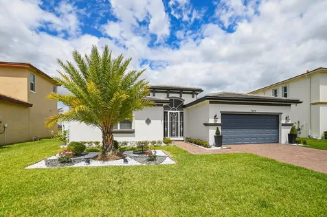 7472 NW Greenspring Street Port St Lucie FL 34987