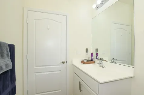 7472 NW Greenspring Street Port St Lucie FL 34987