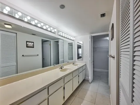 3420 S Ocean Boulevard Highland Beach FL 33487