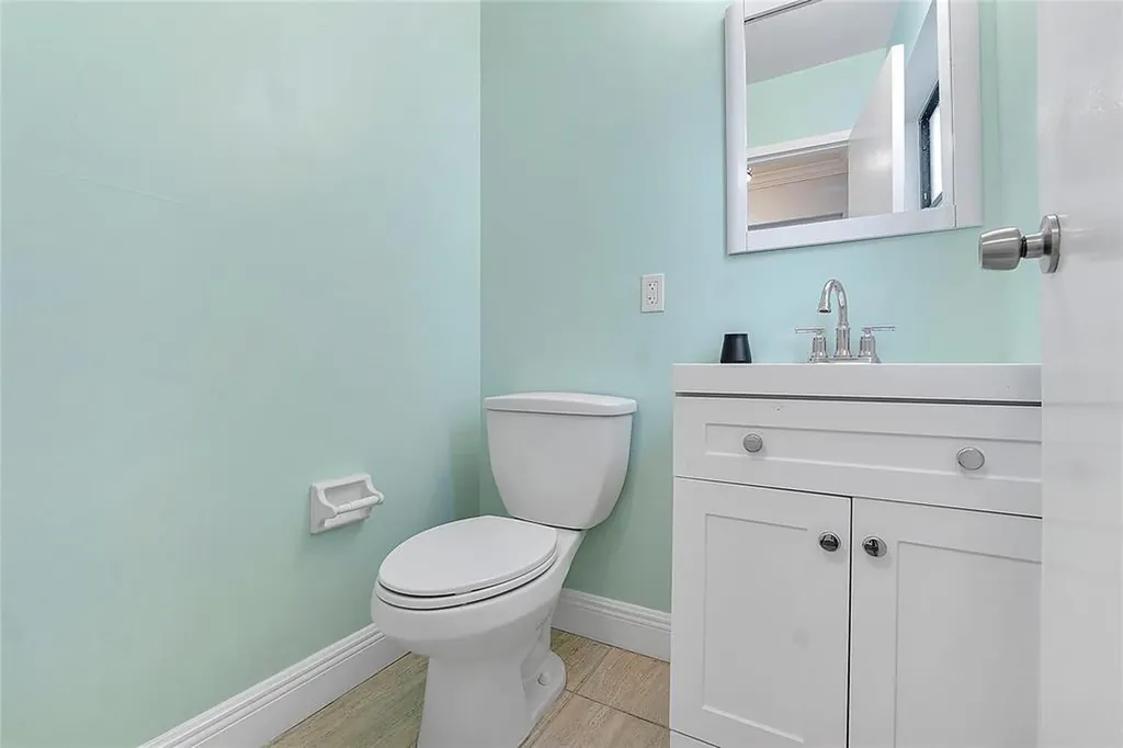 301 N Pine Island Road Plantation FL 33324