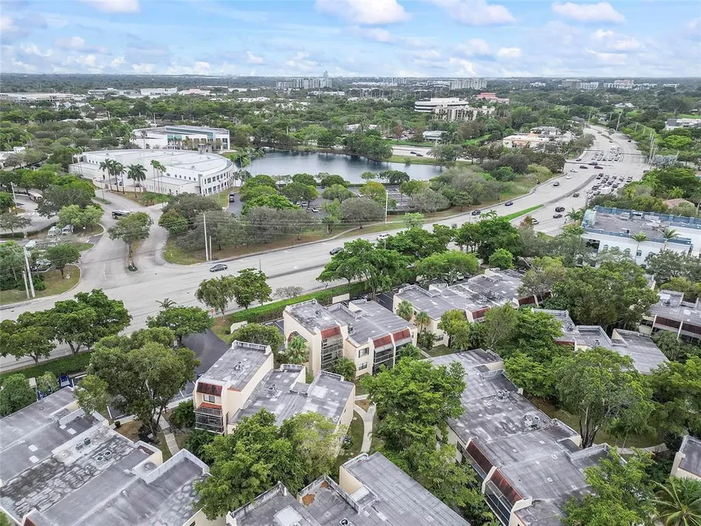 301 N Pine Island Road Plantation FL 33324