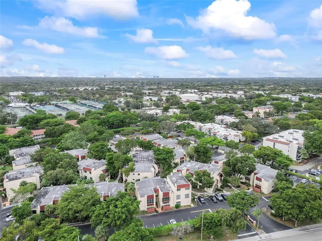 301 N Pine Island Road Plantation FL 33324