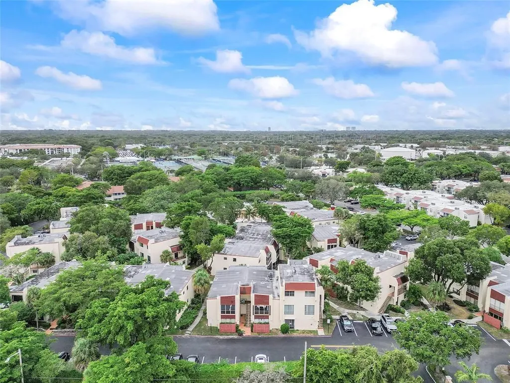 301 N Pine Island Road Plantation FL 33324