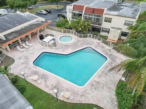 301 N Pine Island Road Plantation FL 33324