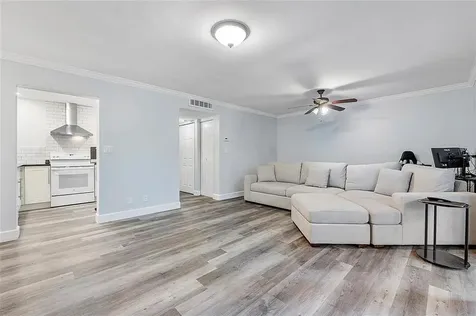 301 N Pine Island Road Plantation FL 33324