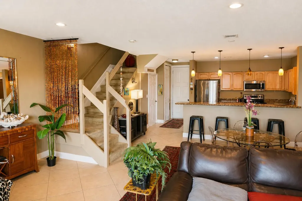 1365 SE 3rd Avenue Pompano Beach FL 33060