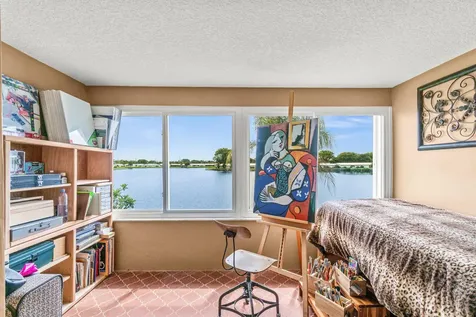 1118 Lake Terrace Boynton Beach FL 33426