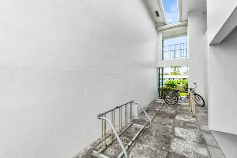 1118 Lake Terrace Boynton Beach FL 33426