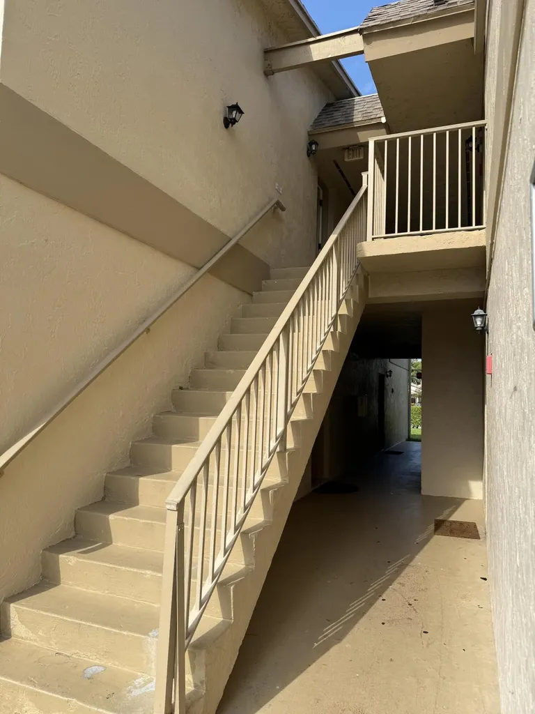 1798 Abbey Road West Palm Beach FL 33415
