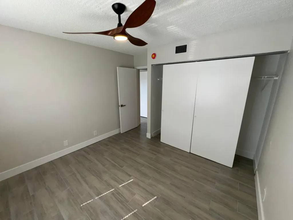 1798 Abbey Road West Palm Beach FL 33415