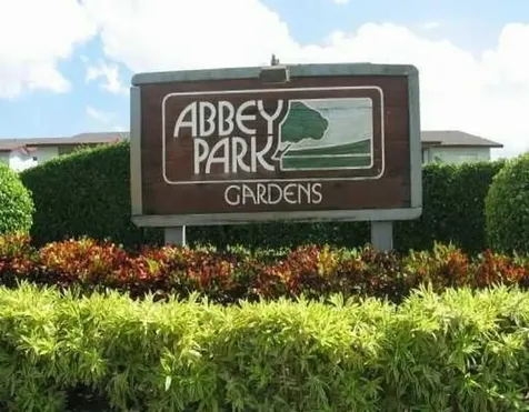 1798 Abbey Road West Palm Beach FL 33415
