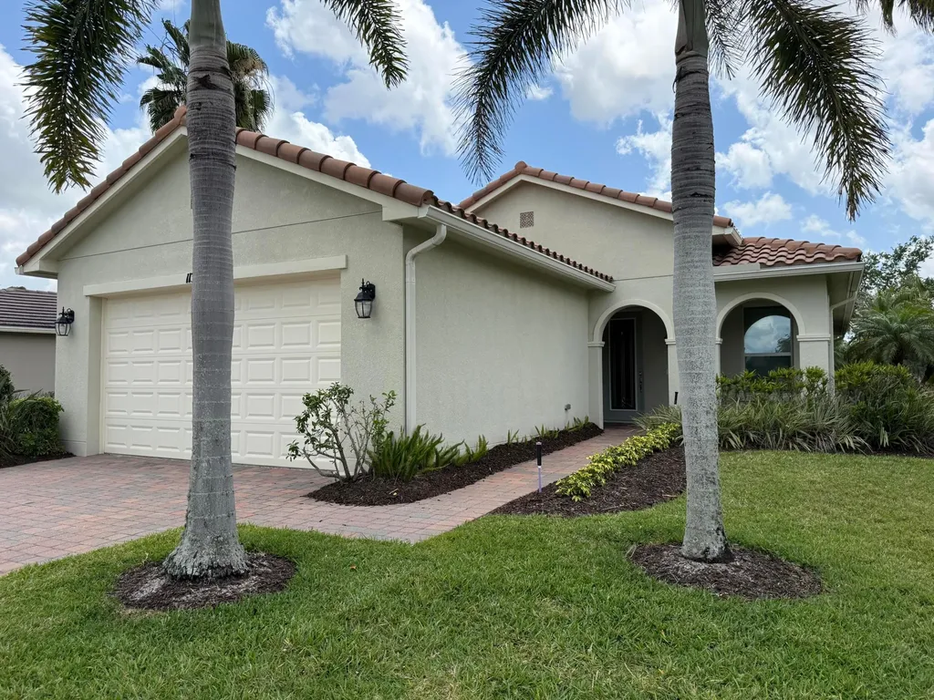 11304 SW Mountain Ash Circle Port St Lucie FL 34987