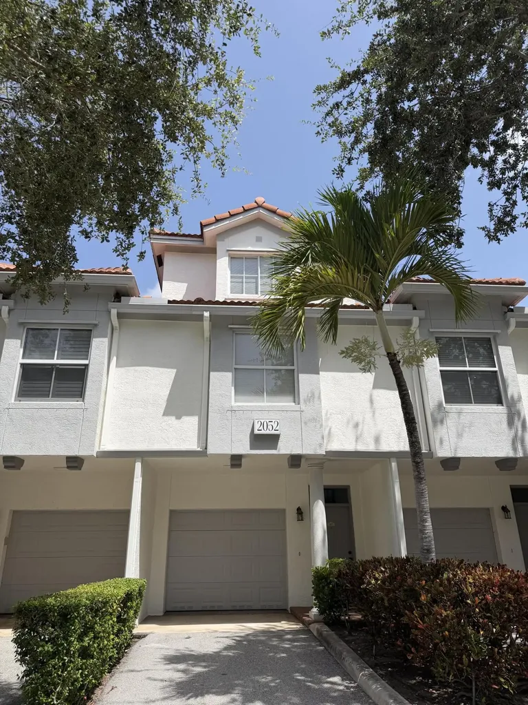 2052 Alta Meadows Lane Delray Beach FL 33444