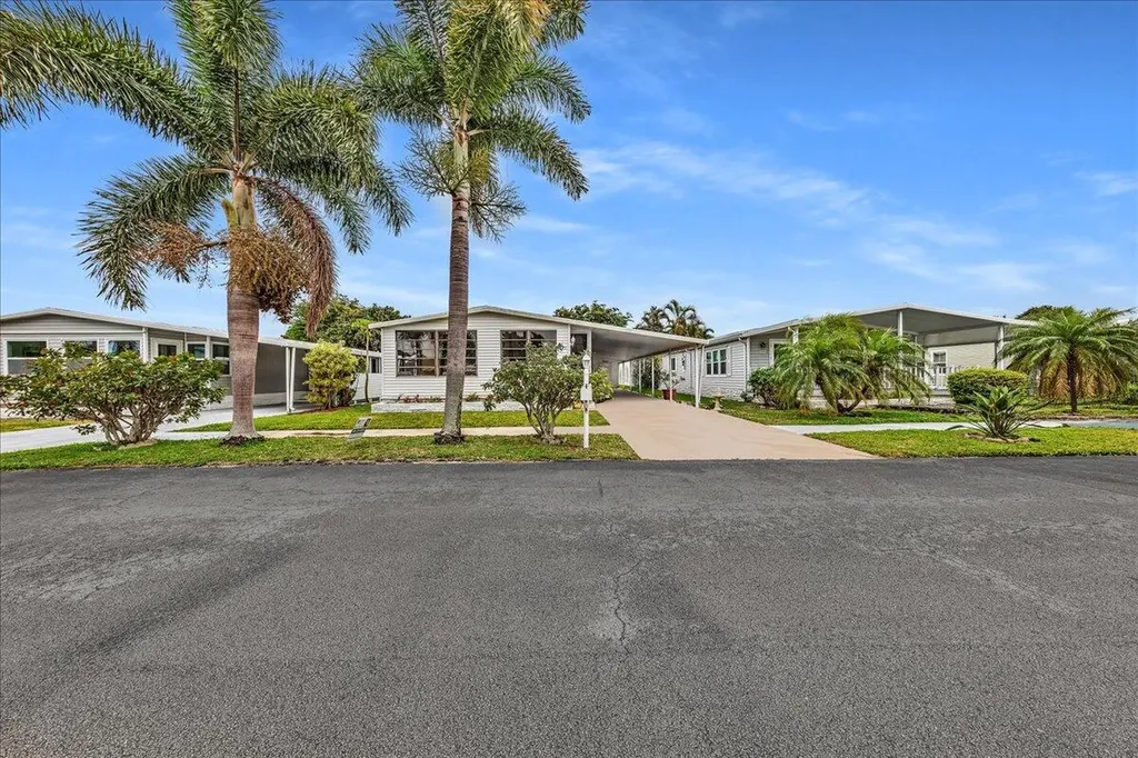 252 NW 53rd Court Deerfield Beach FL 33064