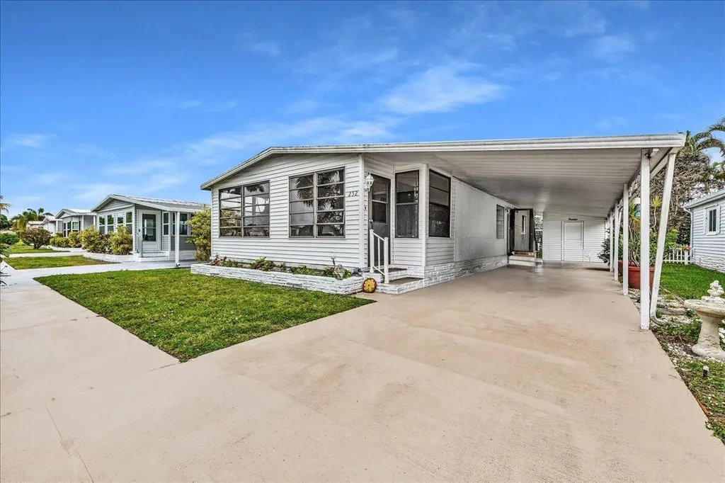 252 NW 53rd Court Deerfield Beach FL 33064