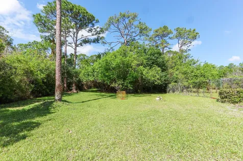 7868 Saddlebrook Drive Port St Lucie FL 34986