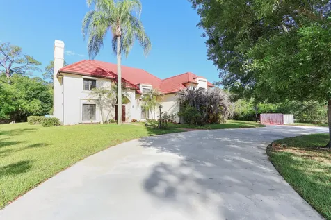 7868 Saddlebrook Drive Port St Lucie FL 34986