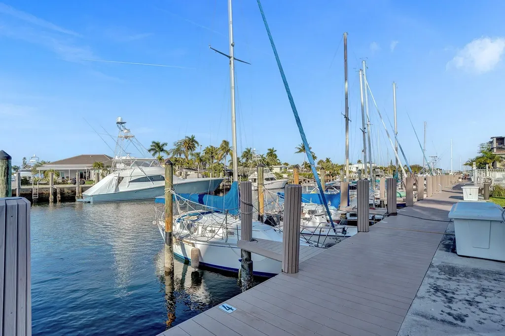 1475 SE 15th Street Fort Lauderdale FL 33316