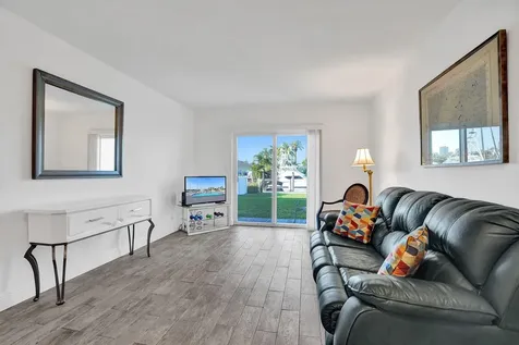 1475 SE 15th Street Fort Lauderdale FL 33316
