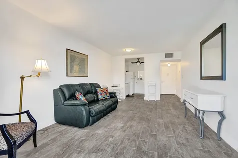 1475 SE 15th Street Fort Lauderdale FL 33316