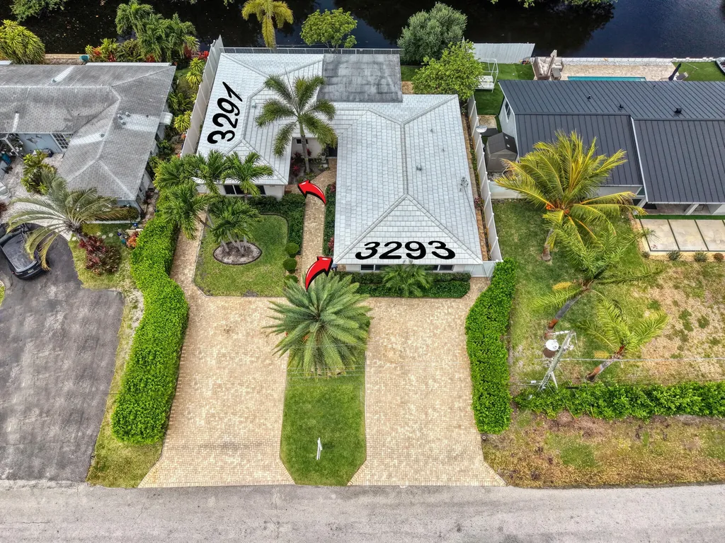 3291-3293 NE 18th Terrace Oakland Park FL 33306