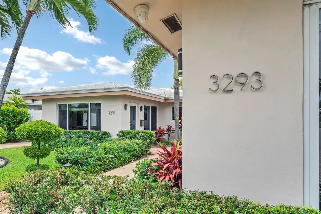 3291-3293 NE 18th Terrace Oakland Park FL 33306