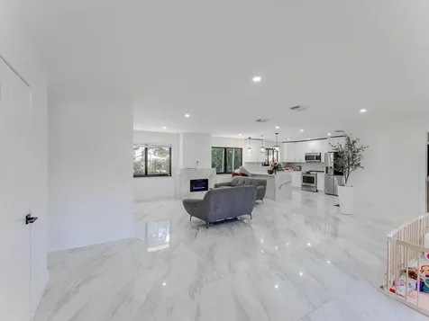 4190 SW 4th Street Plantation FL 33317
