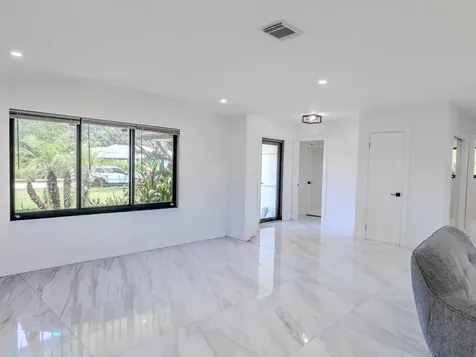 4190 SW 4th Street Plantation FL 33317