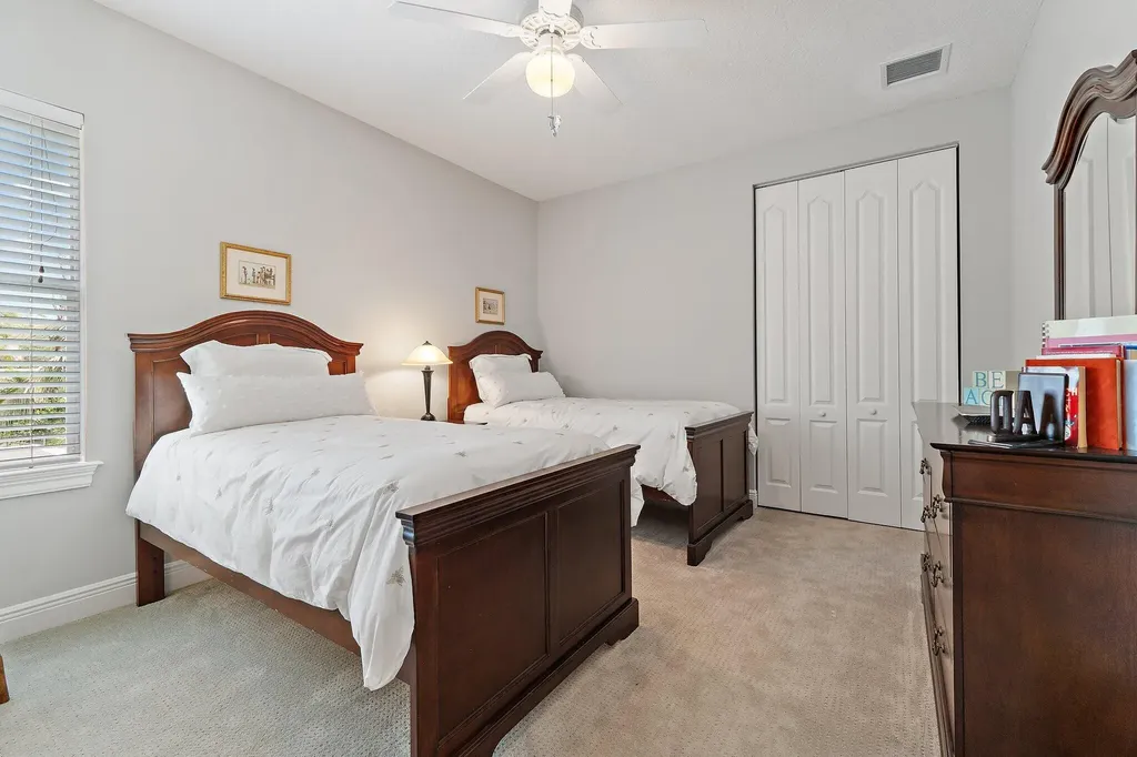 18647 SE Lakeside Drive Jupiter FL 33469