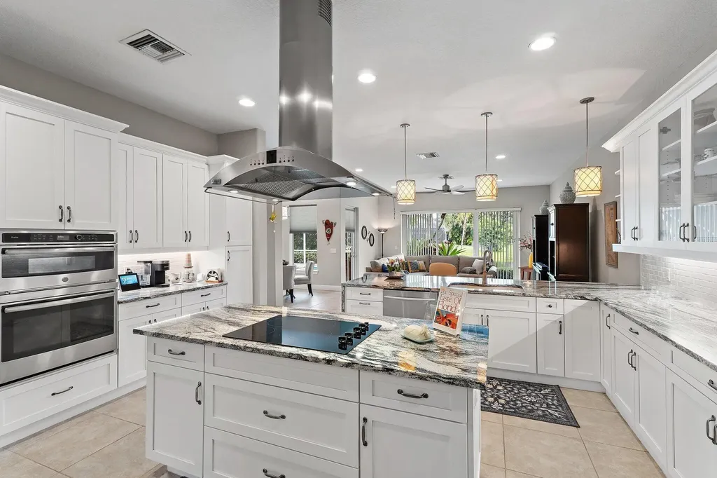 18647 SE Lakeside Drive Jupiter FL 33469