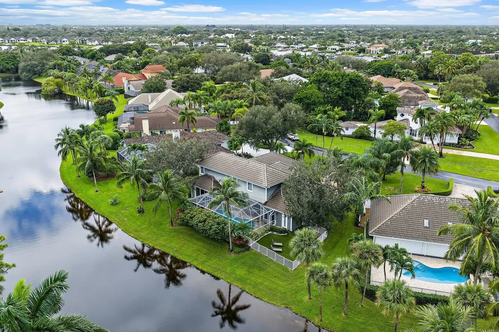 18647 SE Lakeside Drive Jupiter FL 33469