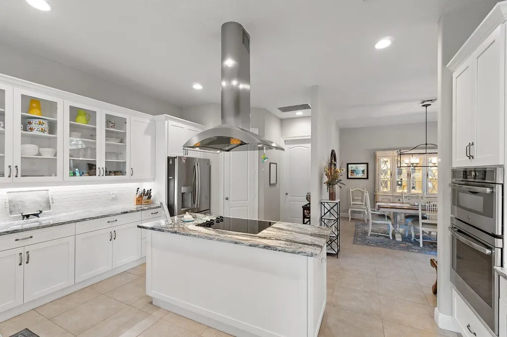 18647 SE Lakeside Drive Jupiter FL 33469