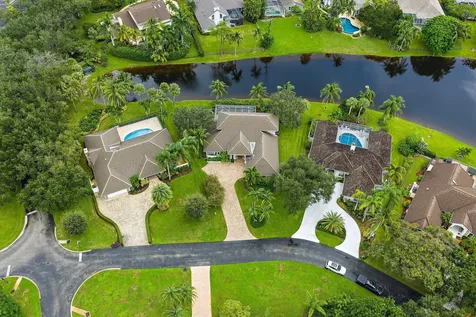 18647 SE Lakeside Drive Jupiter FL 33469