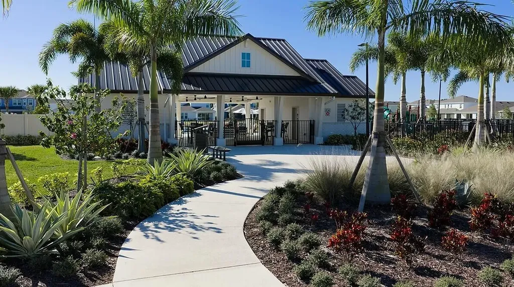653 SE Ranch Oak Circle Port St Lucie FL 34984