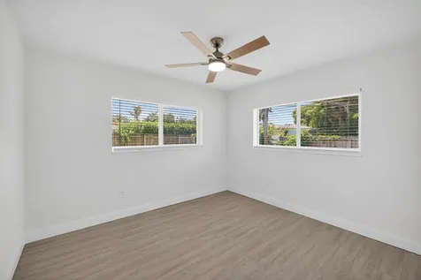 4807 NE 18th Avenue Oakland Park FL 33334