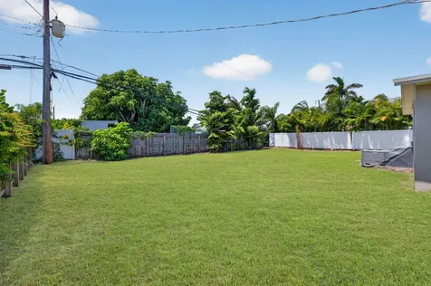 4807 NE 18th Avenue Oakland Park FL 33334