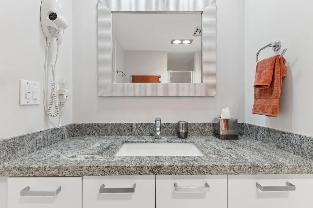 555 SE 6th Avenue Delray Beach FL 33483