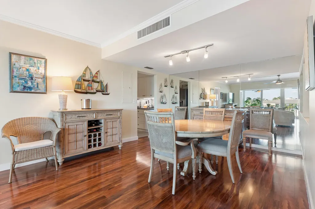 555 SE 6th Avenue Delray Beach FL 33483