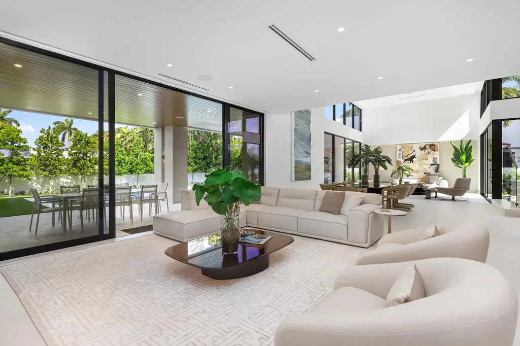 1351 Cocoanut Road Boca Raton FL 33432