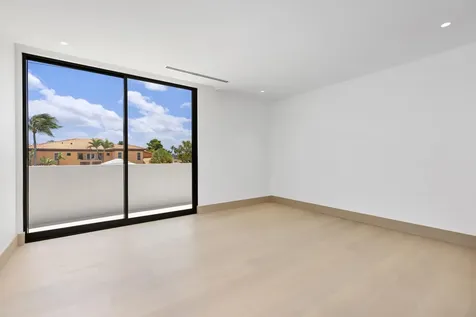 1351 Cocoanut Road Boca Raton FL 33432