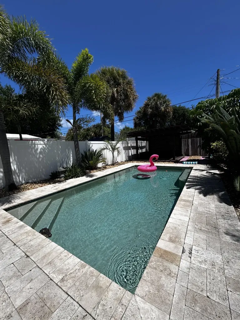 408 N J Street Lake Worth Beach FL 33460
