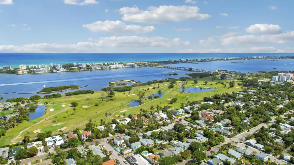408 N J Street Lake Worth Beach FL 33460