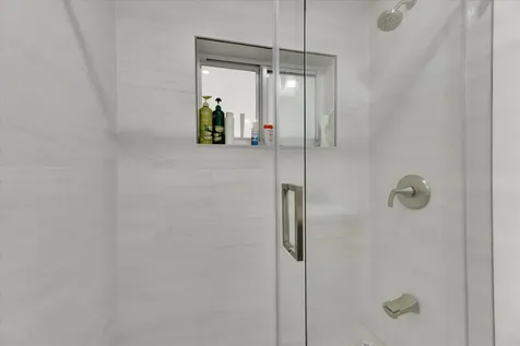 2633 NE 3rd Avenue Wilton Manors FL 33334