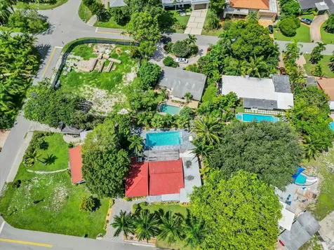 2633 NE 3rd Avenue Wilton Manors FL 33334
