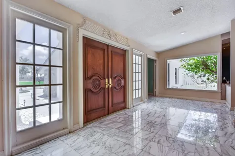 8725 Banyan Court Tamarac FL 33321