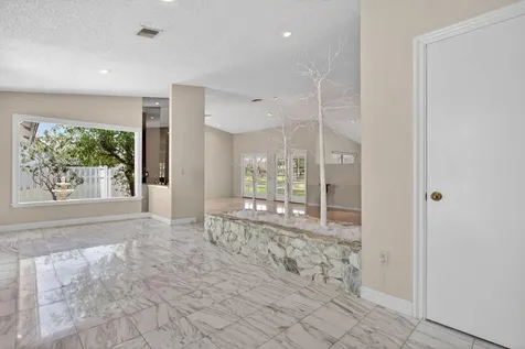 8725 Banyan Court Tamarac FL 33321