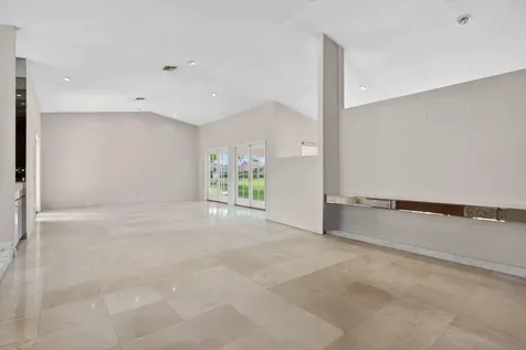 8725 Banyan Court Tamarac FL 33321