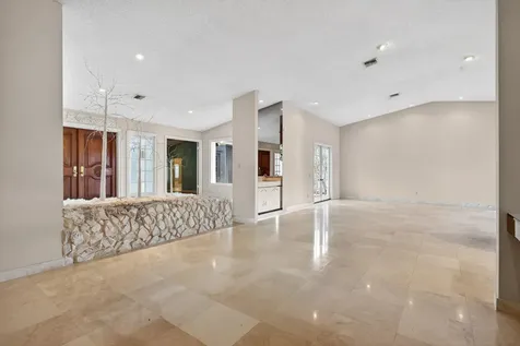 8725 Banyan Court Tamarac FL 33321