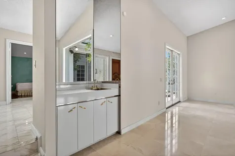 8725 Banyan Court Tamarac FL 33321