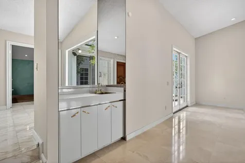 8725 Banyan Court Tamarac FL 33321
